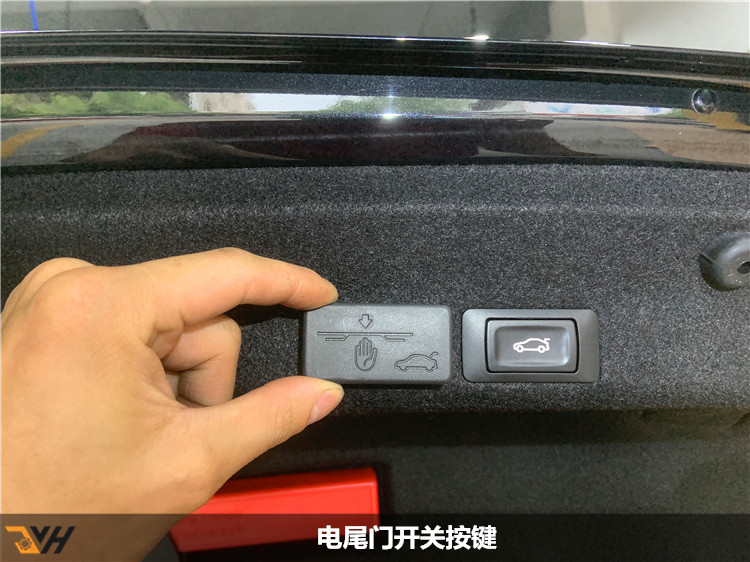initpintu_副本11.jpg