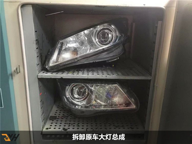 initpintu_副本2.jpg
