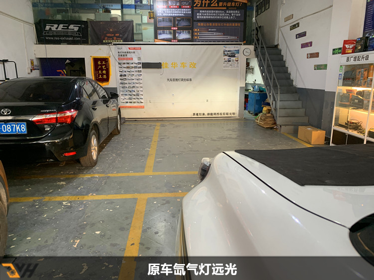 initpintu_副本2.jpg